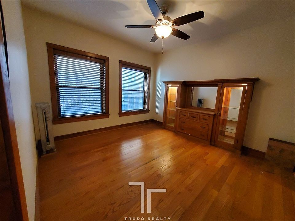 1st image of 3518 N Broadway St #3520-2W