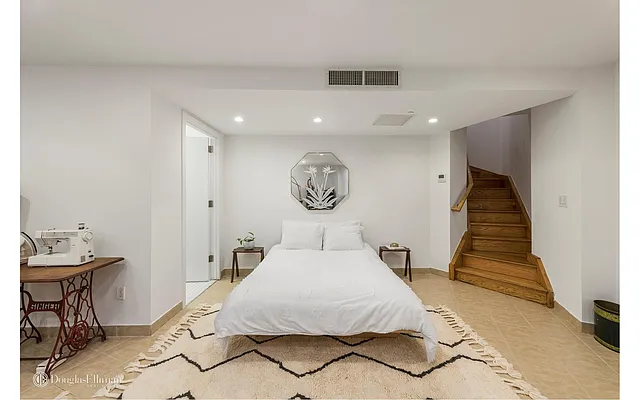 Rented by Douglas Elliman | media 18