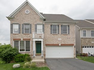 8 Catawba Manor Ct, Clarksburg, MD 20871