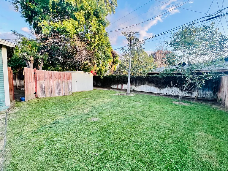 3726 Briscoe St — Photo 11