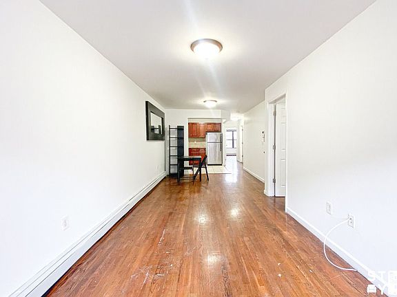3rd image of 137 Herkimer St #2RT