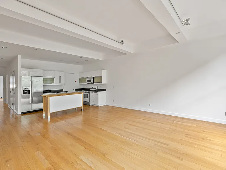 328 Dean St #3C — Photo 4