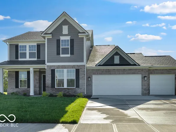 567 Hidden Hills Dr, Pittsboro, IN 46167