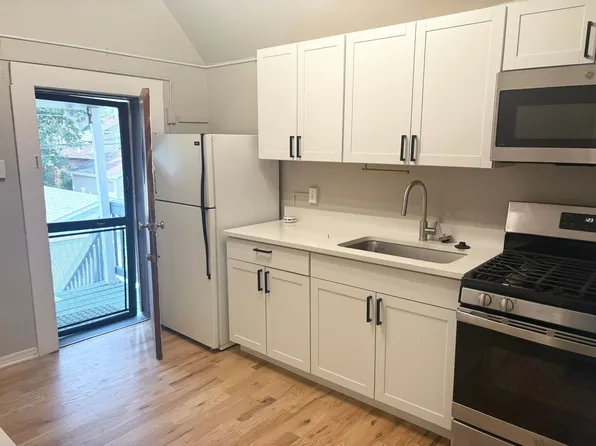 Old Victorian apartments in West Wash Park!, 521 S Grant St APT 3, Denver, CO 80209