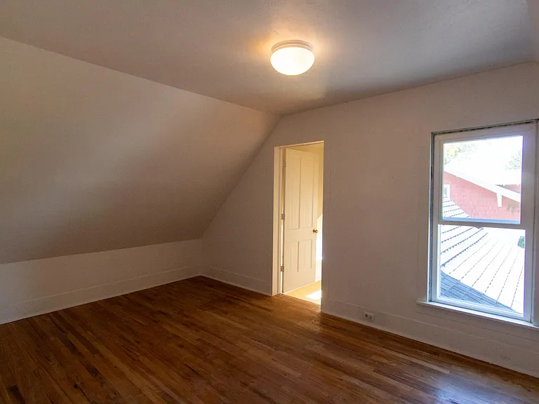 802 S 10th St #1 — Photo 12