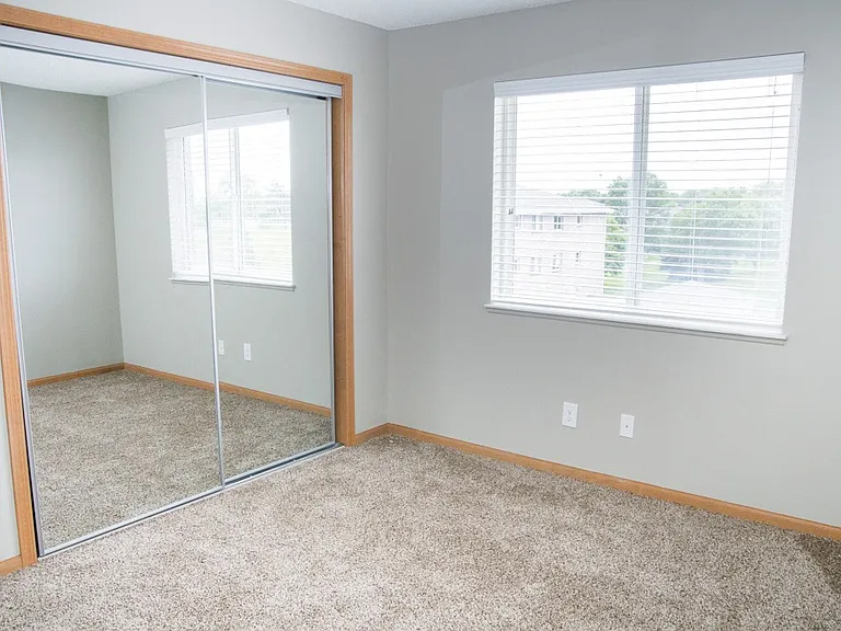 Highland View Apartments — Photo 166