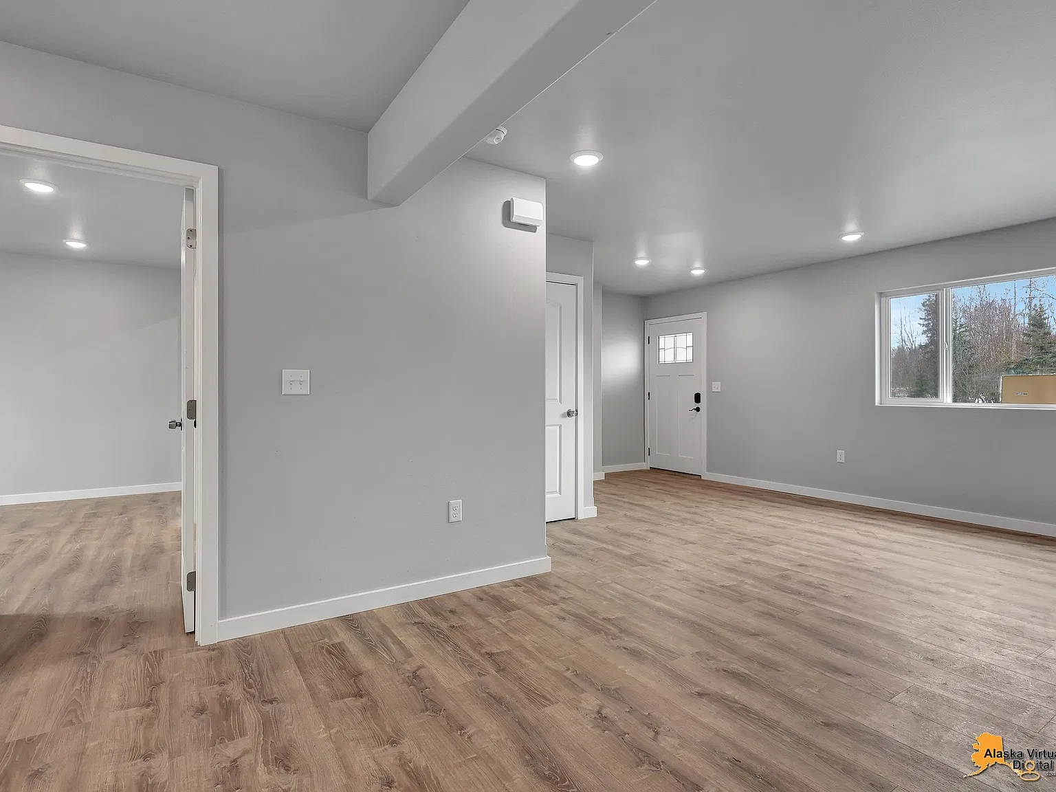 3 bed, 1216 sqft, $2,500 — Photo 3