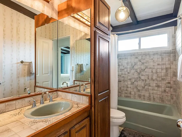 Akeke Pl — Photo 16