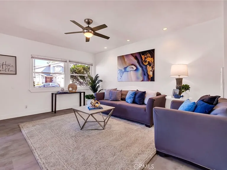 2815 Barkley Ln — Photo 17