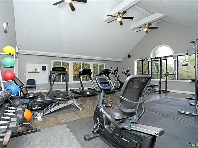 2605 Greenstone Blvd #208 — Photo 23