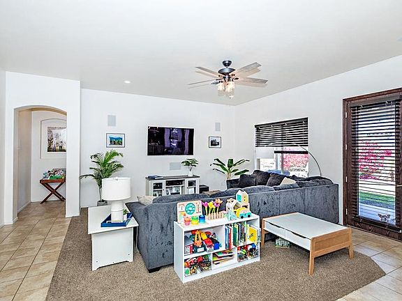 5th image of 7842 E 38th St