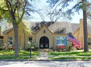 1303 Milam St, Columbus, TX 78934