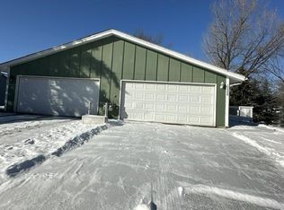 13208 James Ave S, Burnsville, MN 55337