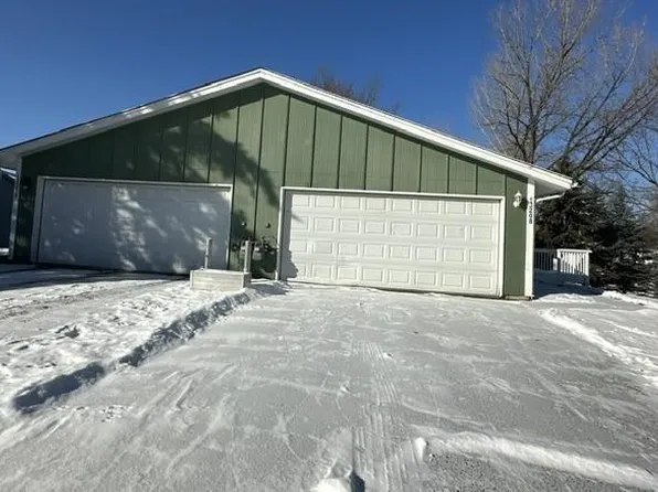 13208 James Ave S, Burnsville, MN 55337