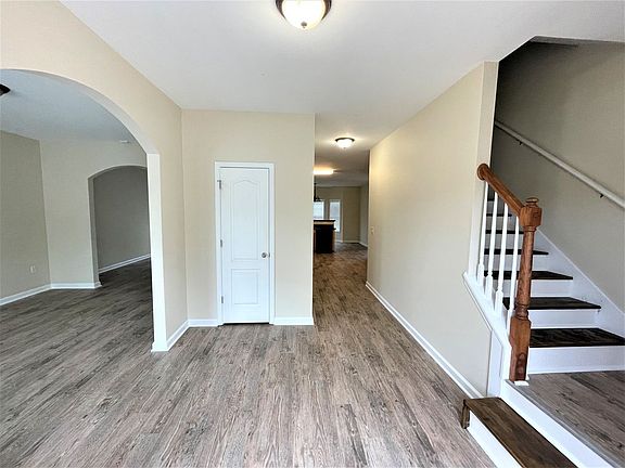 2nd image of 8007 Bradshaw Ct