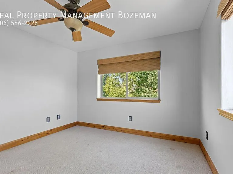971 Longbow Ln — Photo 26
