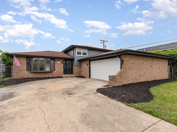 8022 Odell Ave, Bridgeview, IL 60455