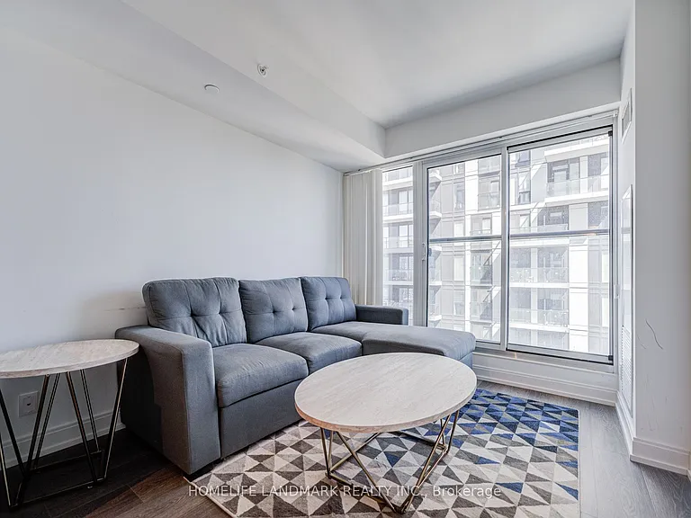 181 Dundas St E #4301 — Photo 4