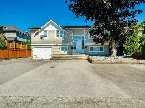 5886 184a St, Surrey, BC V3S 5S7
