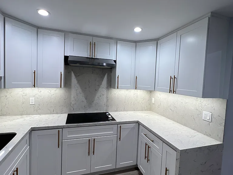 437 Canyon Dr #B — Photo 2
