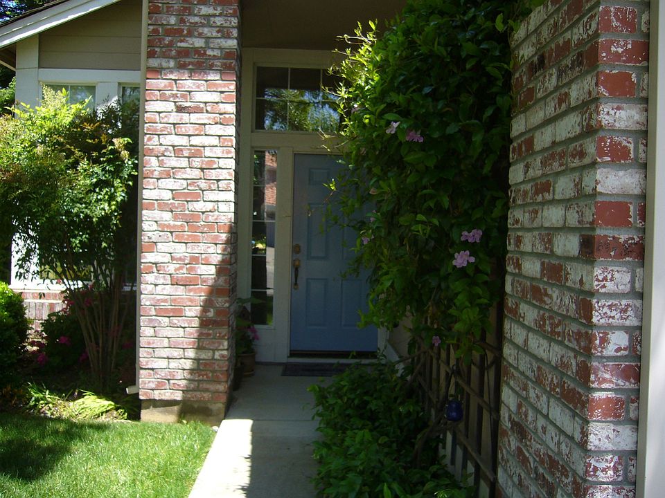 1st image of 9107 Old Creek Dr