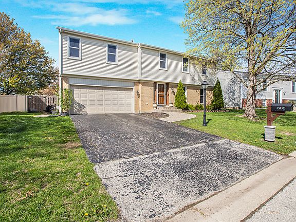 4th image of 1300 Pembrook Cir