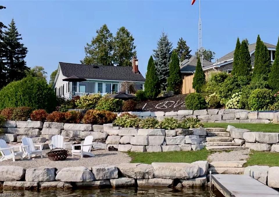 1st image of 11 Lake Ave