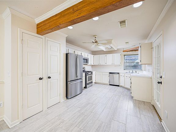 5th image of 20519 Valley Wells Dr