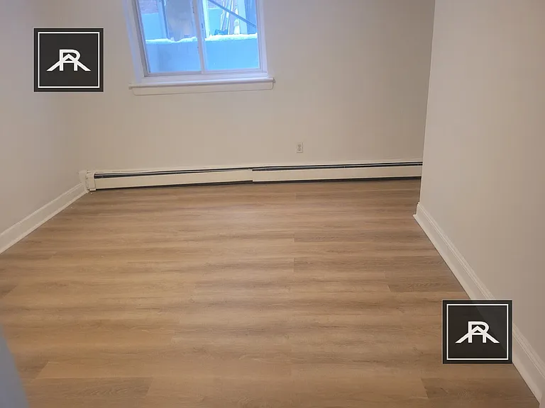 62 Selkirk Rd #1 — Photo 12
