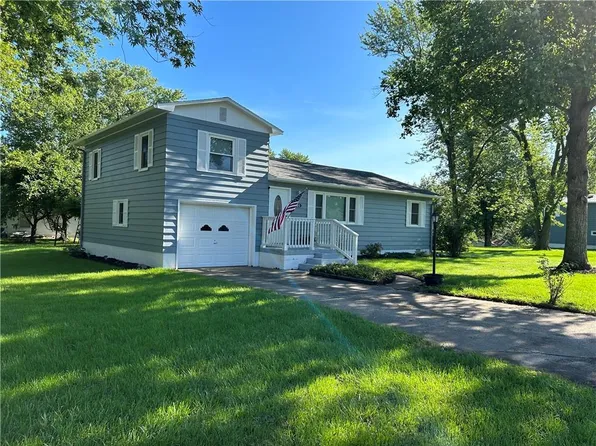 601 Skyline Dr, Brookfield, MO 64628