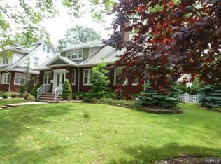 69 Lincoln Ave, Rutherford, NJ 07070