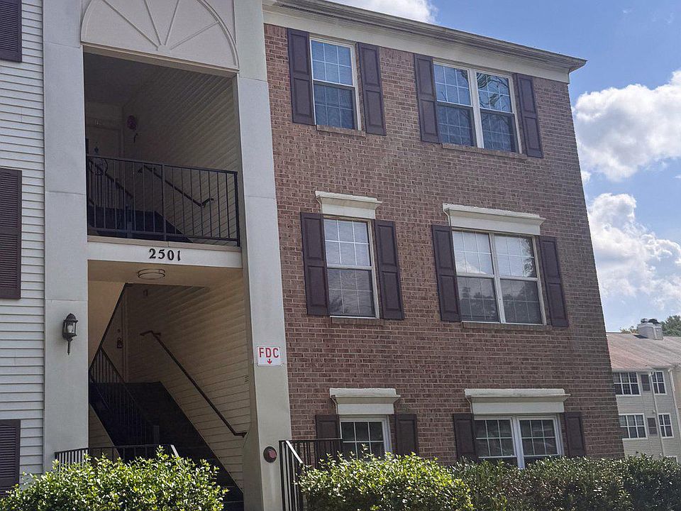 1st image of 2501 McVeary Ct #11