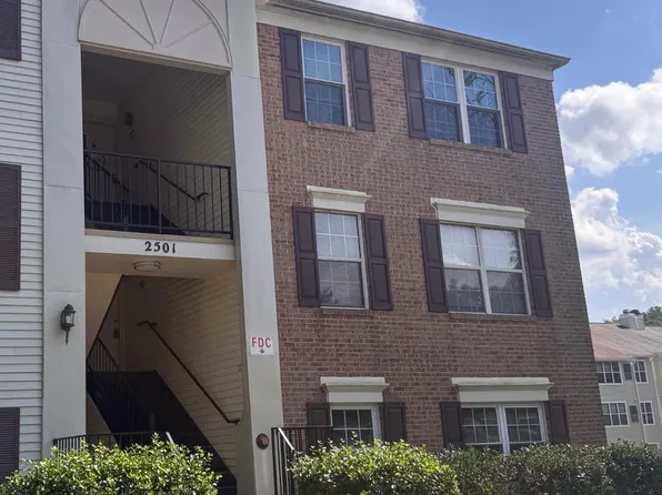 2501 McVeary Ct #11, Silver Spring, MD 20906