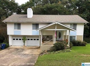 217 Ridgewood Dr, Trussville, AL 35173