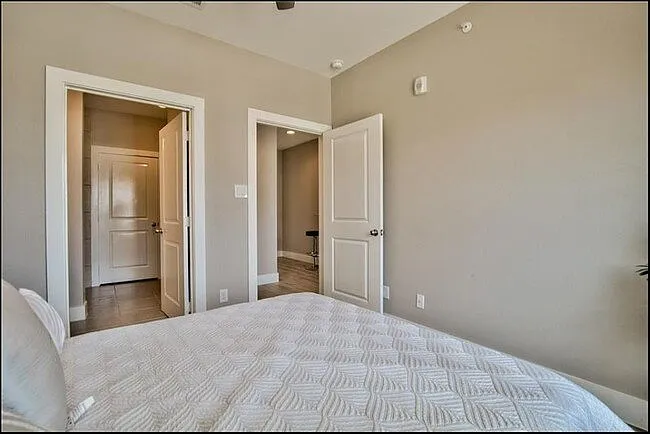 13601 Pinnacle Cir W #2103 — Photo 25