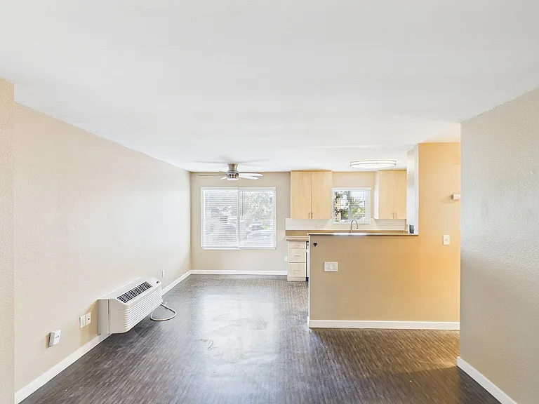 4119 Arizona Street — Photo 8