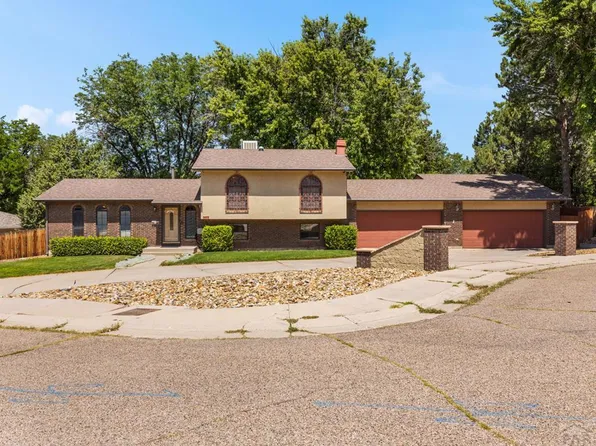 11 Heaton Pl, Pueblo, CO 81001