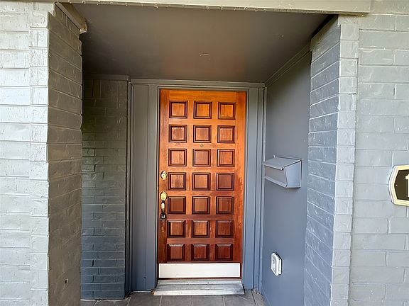 5th image of 1721 Melrose St