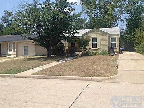 1st image of 5004 Lyndon Dr