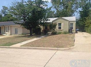 5004 Lyndon Dr, Fort Worth, TX 76116