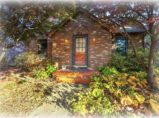 2811 24th Ave, Moline, IL 61265