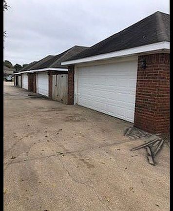 3rd image of 235-245 Meadow Ct #255