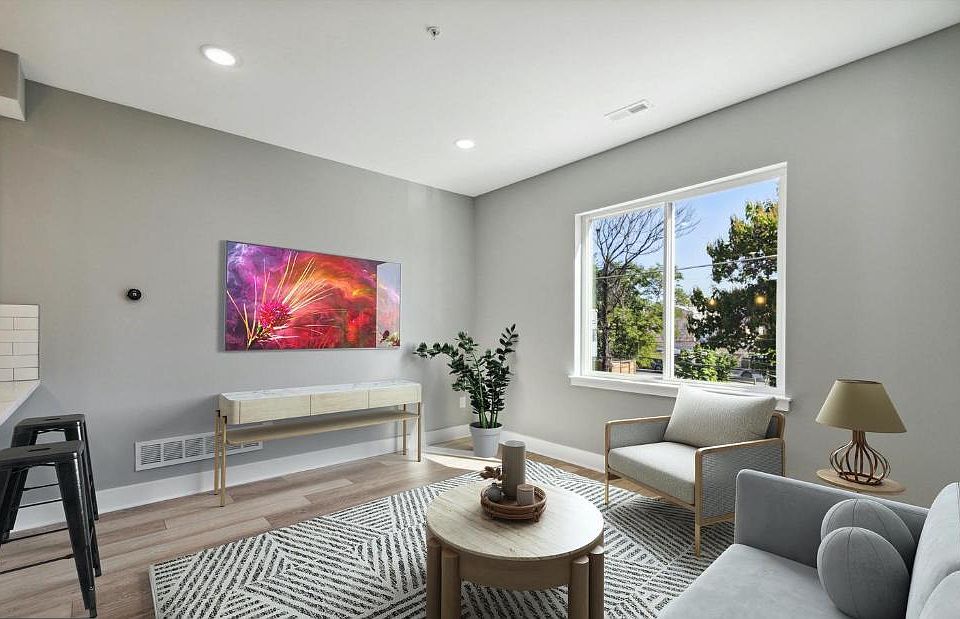 1st image of 2401 N Randolph St #1