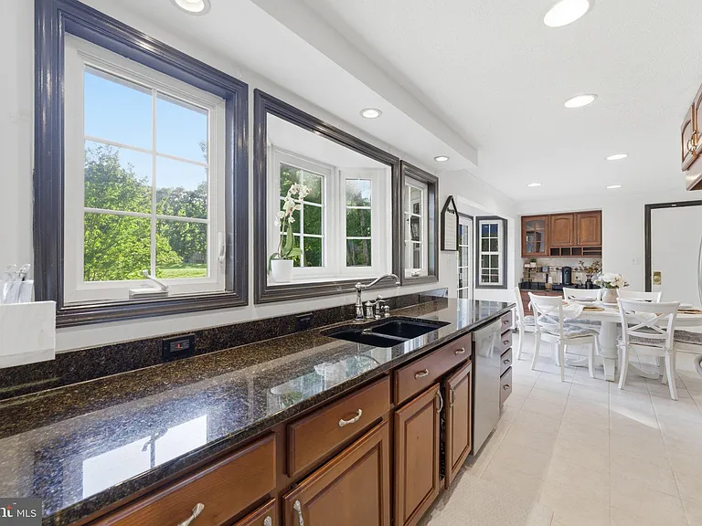 15730 Vista Dr — Photo 20