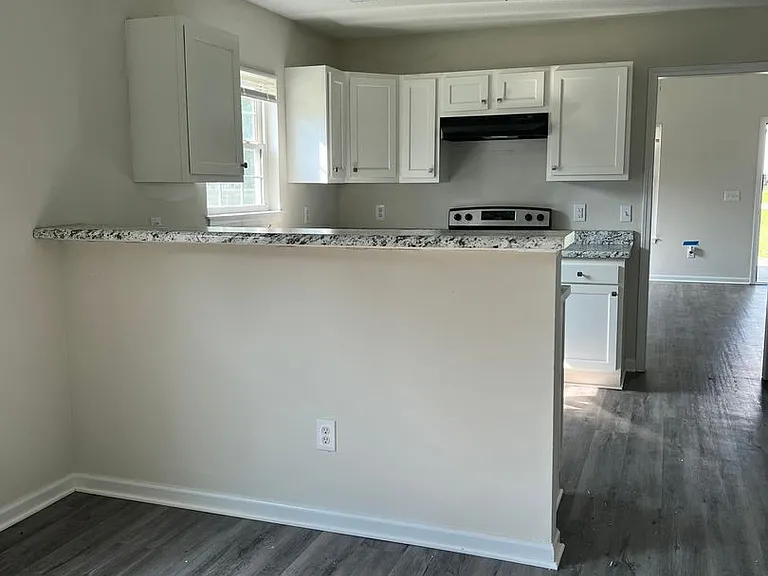 5804 Solera Rd — Photo 9