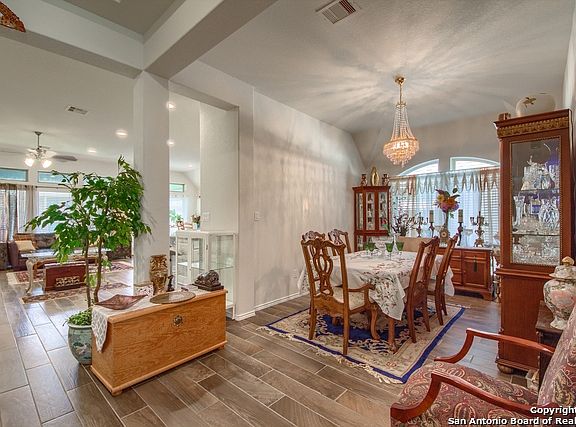 5th image of 2984 Coral Way