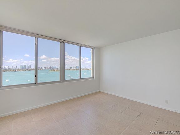 4th image of 1200 West Ave APT 1106