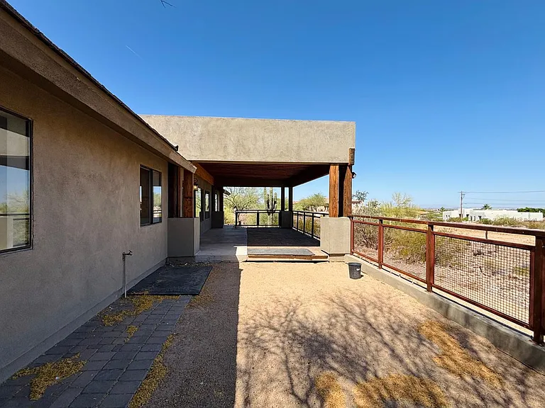 1750 W Pearce Rd — Photo 33