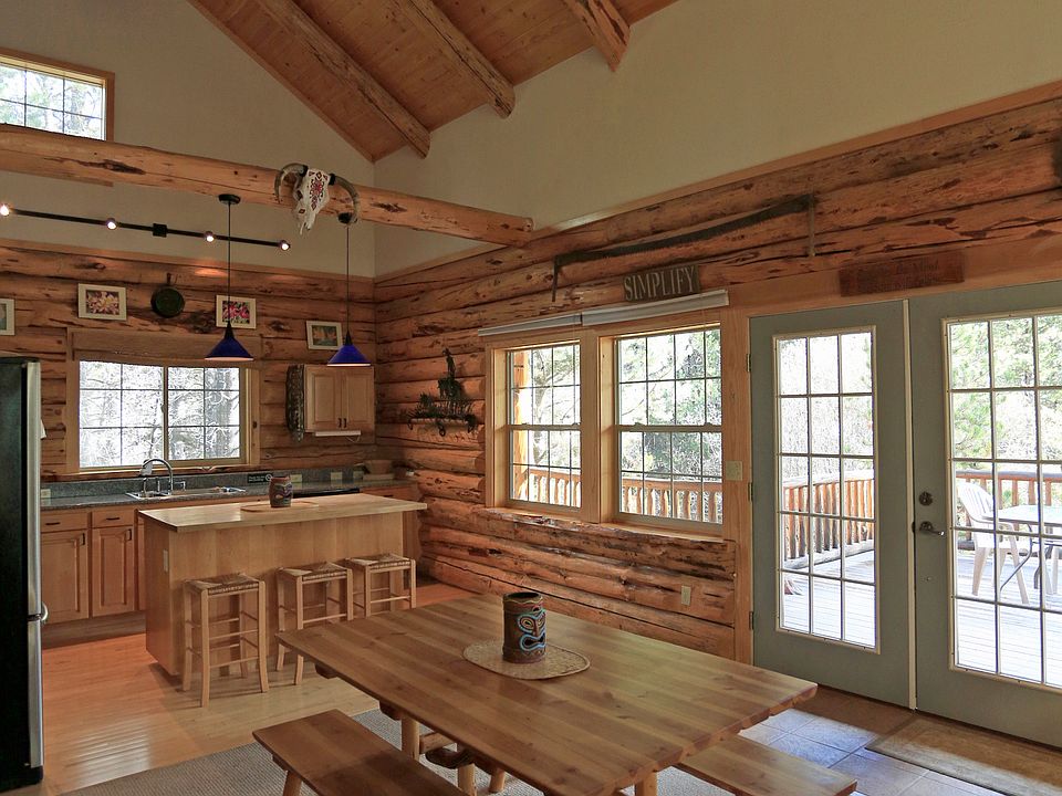 SW wall all windows to deck