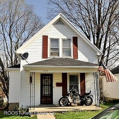 1st image of 1702 Summit St